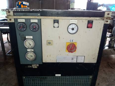 Chiller banco de �gua gelada Elastogran