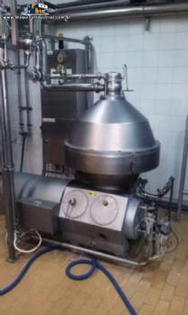 Desnatadeira separadora centr�fuga herm�tica autolimpante para leite Alfa Laval Tetra Pak para desnate e padroniza��o de leite aquecido