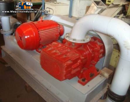 Transportador pneum�tico para p�s e s�lidos Buhler