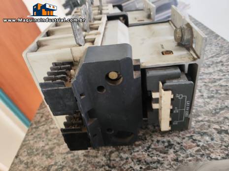Controlador tripolar para acionar motores trif�sicos Telemecanique LC1F265 e LC1F225