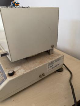 Analisador de umidade por infra-vermelho IV2000
