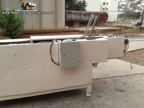 Encartuchadeira CRF e dois tanques em a�o inox