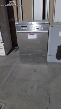 Lavadora de vidrarias para laboratrio em ao inox SMEG