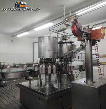 Envasadora enchedora rotativa em inox 8 bicos Serac para l�quidos, flu�dos, bebidas, sucos, bebidas l�cteas, �gua