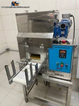 Esfolheadeira com cortador para massas Indiana