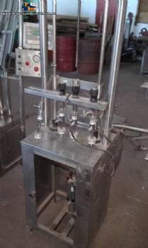 Envasadora linear com 6 bicos em inox Envasadora linear com 6 bicos em inox