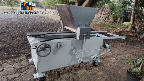 Pingadeira dosadora de massas doces Piróg Pingadeira dosadora de massas doces Piróg