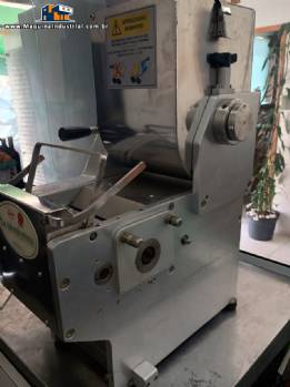 Produtora conjugada extrusora de massas longas frescas raviolli ravioleteira La Monferrina PNueva Produtora conjugada extrusora de massas longas frescas raviolli ravioleteira La Monferrina PNueva