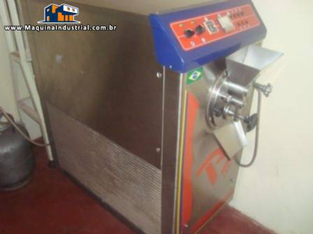 Produtora de sorvete Polo Sul Produtora de sorvete Polo Sul